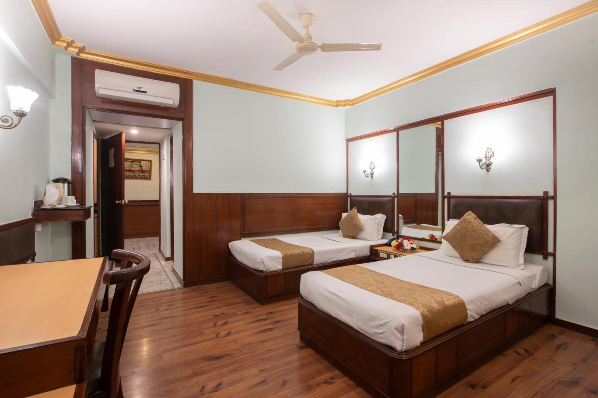 Nahar Heritage Hotel Bangalore Exterior photo